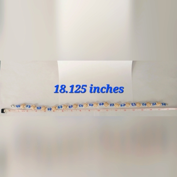 Handcrafted HOWLITE Tuquoise Turtle Necklace - Picture 4 of 4